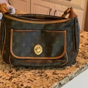 Louis Vuitton Purse